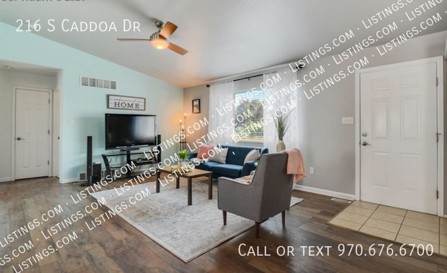 Photo - 216 S Caddoa Dr