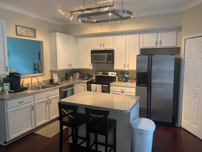 Photo - 67 Harbour Heights Dr Townhome