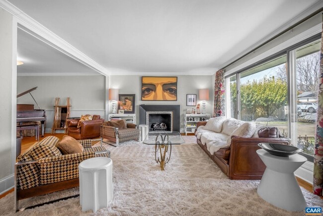 Photo - 1302 Lester Dr