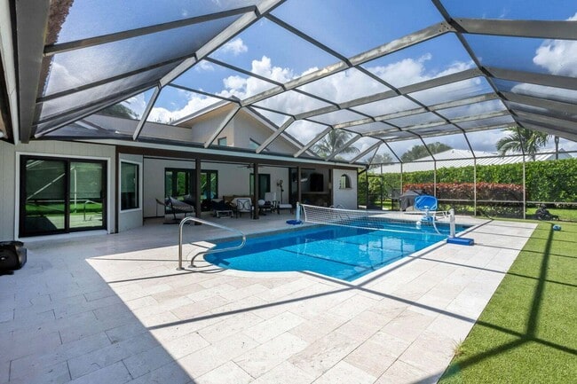 Photo - 2903 Banyan Blvd Cir NW