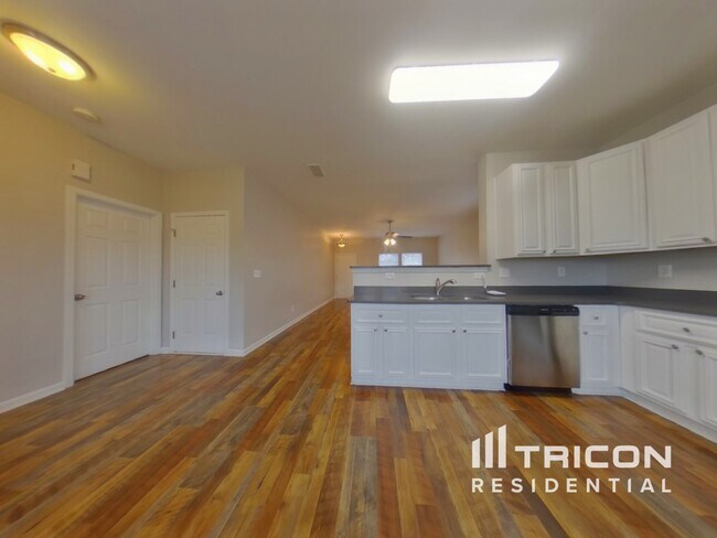 Photo - 1135 Blue Topaz Dr