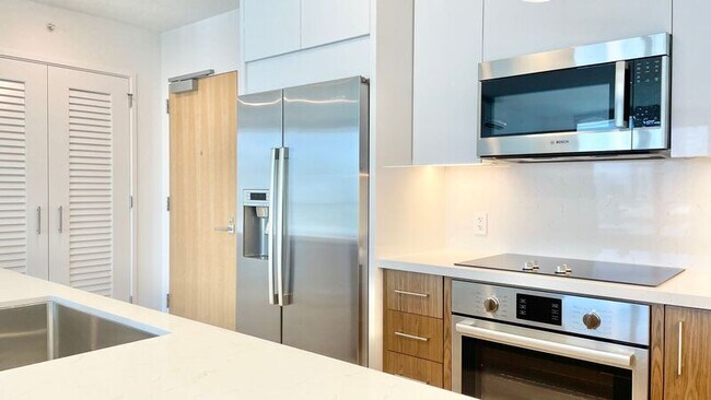 Photo - 629 Keeaumoku Street Unit #1806