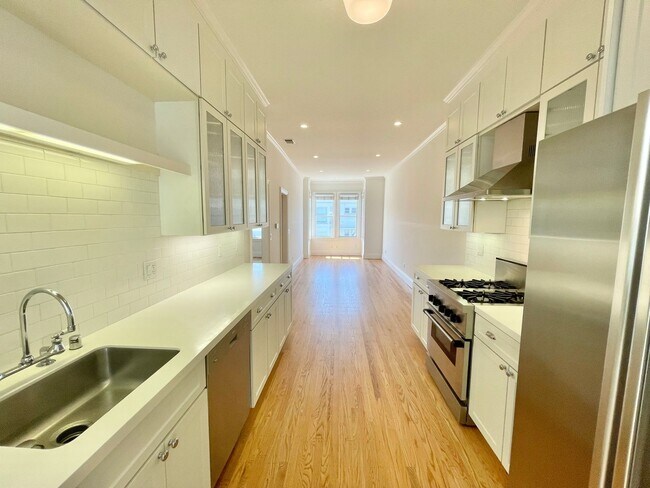 Photo - 1856 Stockton St Unit 1856 Stockton Street