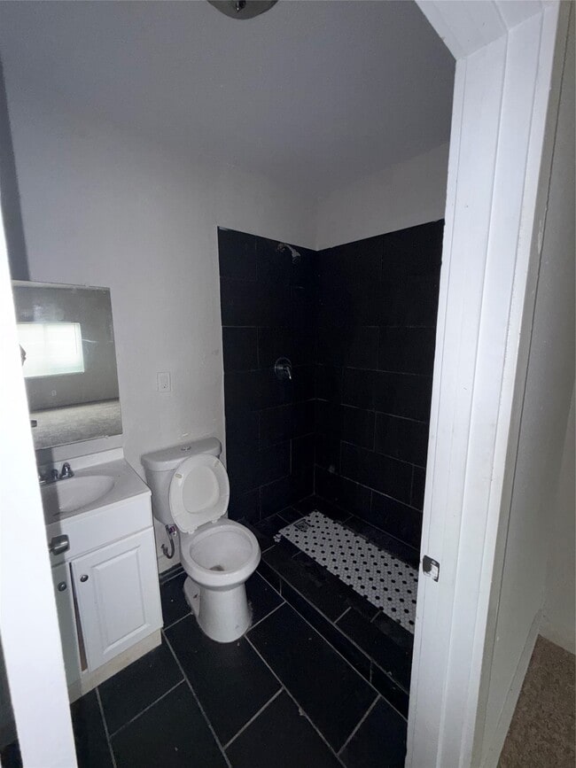 Building Photo - 2227 Westway St