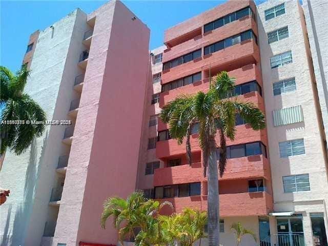 Photo - 5050 NW 7th St Unidad 514