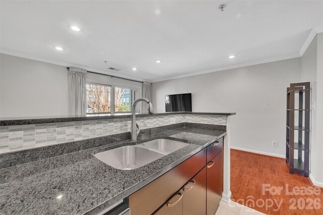 Photo - 505 N Graham St Unit 2C