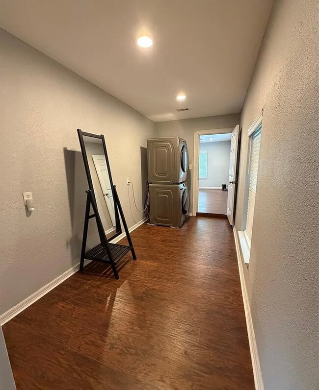 Photo - 4802 Eppes St
