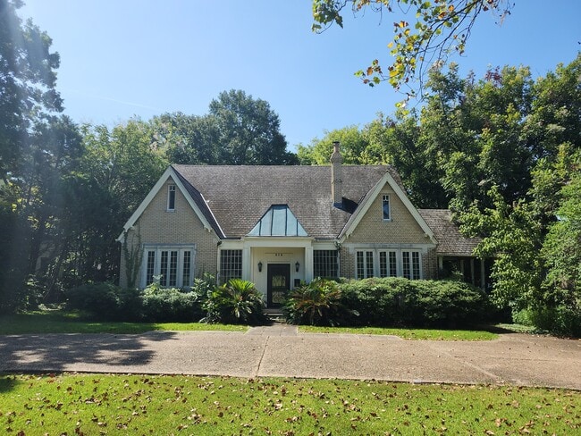 Photo - 516 E Fairview Ave