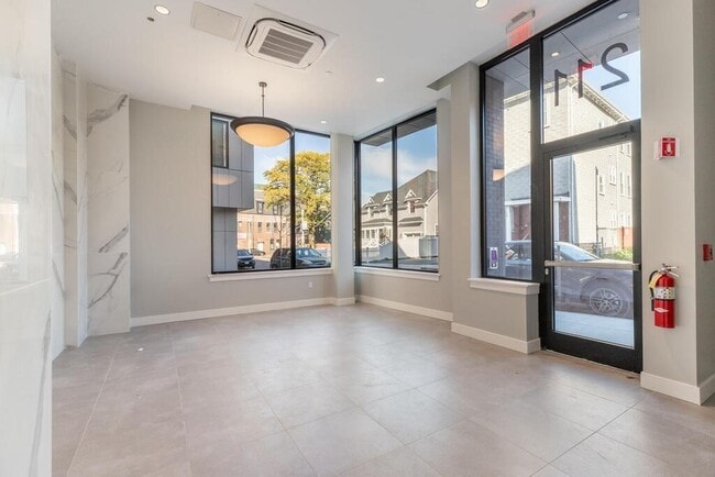 Photo - 211 Green St Unit 304