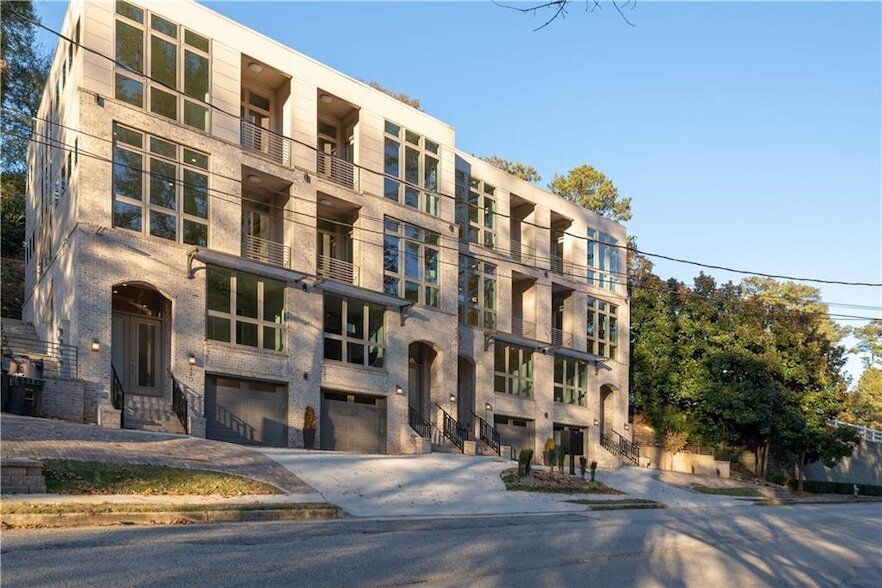 Photo - 172 Oxbo Rd