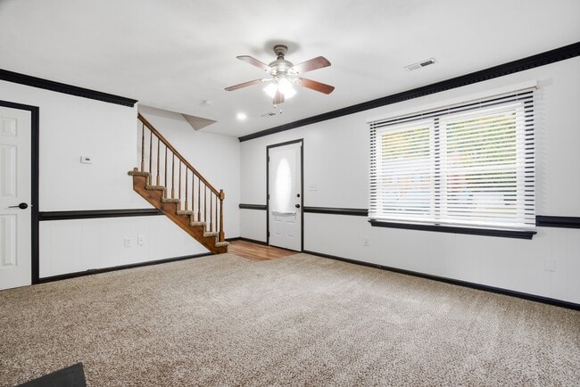 Photo - 639 Mill Landing Rd