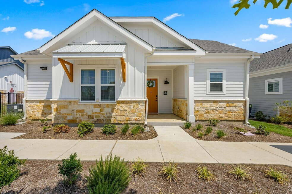 23-web-o-mls-20240807 1400 Avery Nelson Pkwy Round Rock (23 de 33)