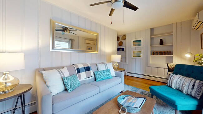 282 Washington St Unit 2