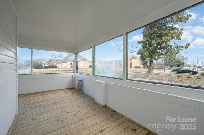 Photo - 1201 S Lafayette St