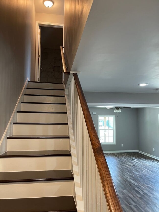 Photo - 3 Bedroom Duplex in Gainesville