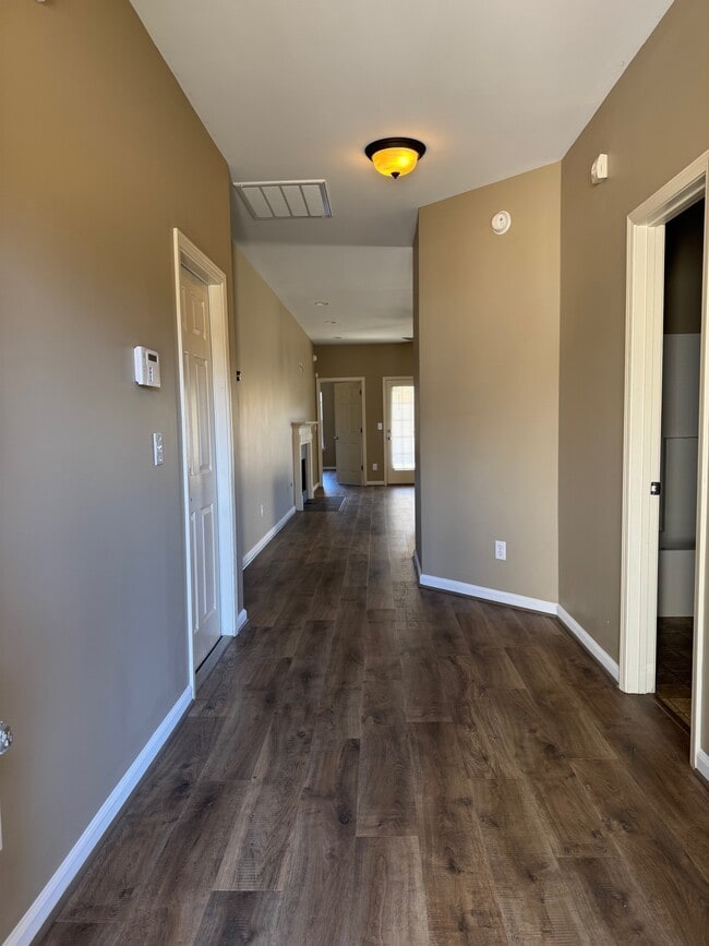 Photo - 1017 Fairbank Ln