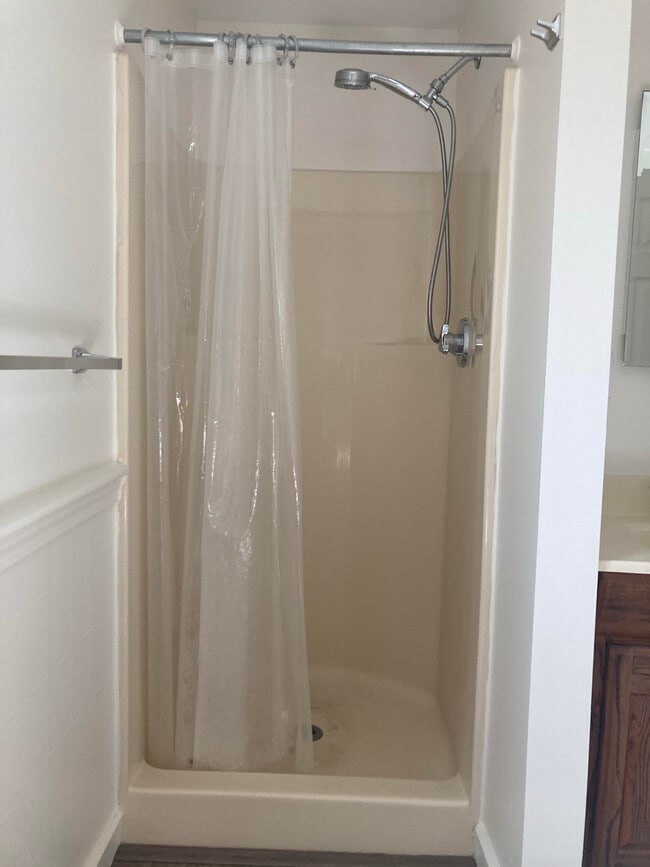 3 Rogers Ln Unit 3 Rogers Lane