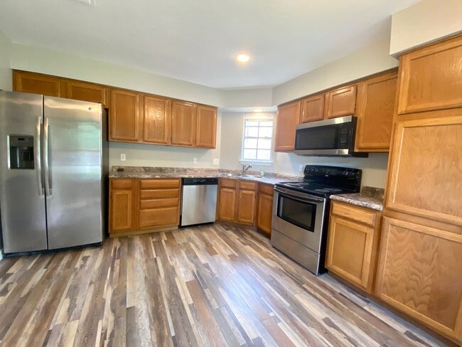Photo - Kirksey Unit #B