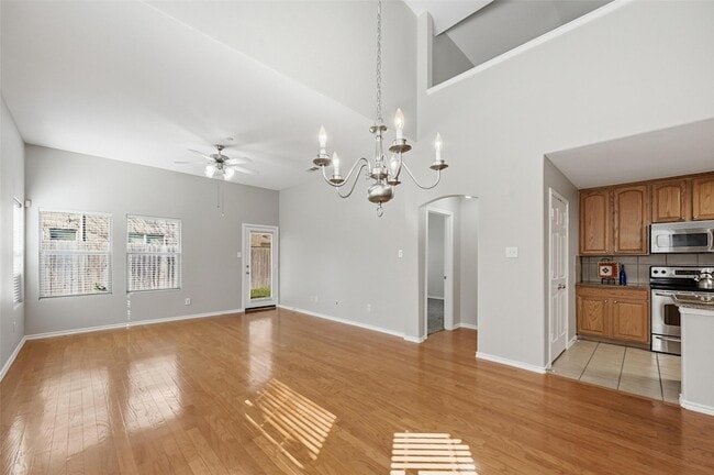 Photo - 9842 Wake Bridge Dr