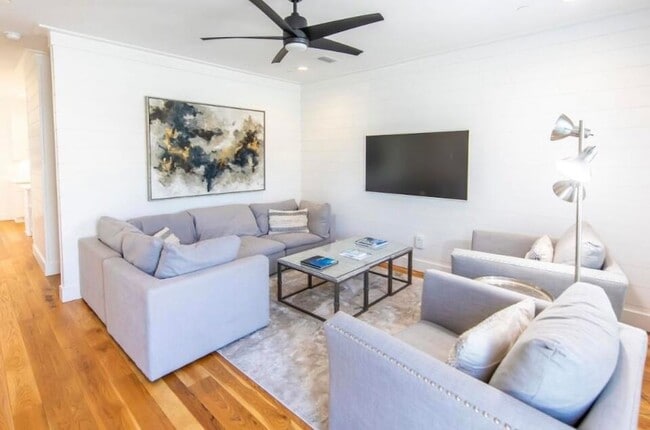 24 Blue Gulf Dr