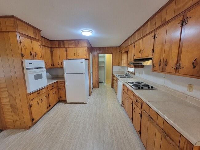 Photo - 1125 Crestview Ave