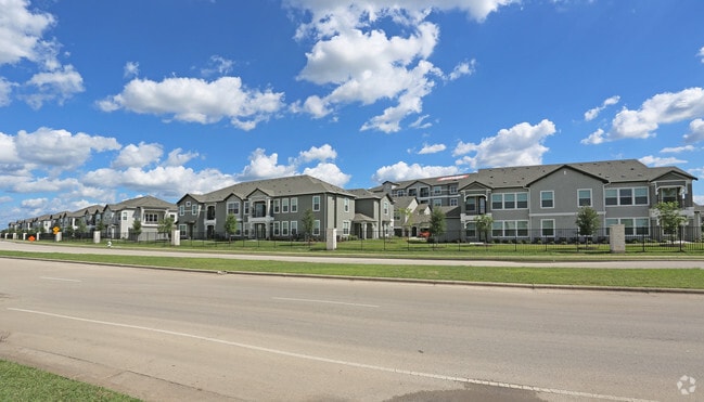 Building Photo - Century Travesia Rental