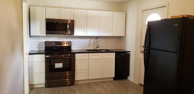 1009 West St Unit B
