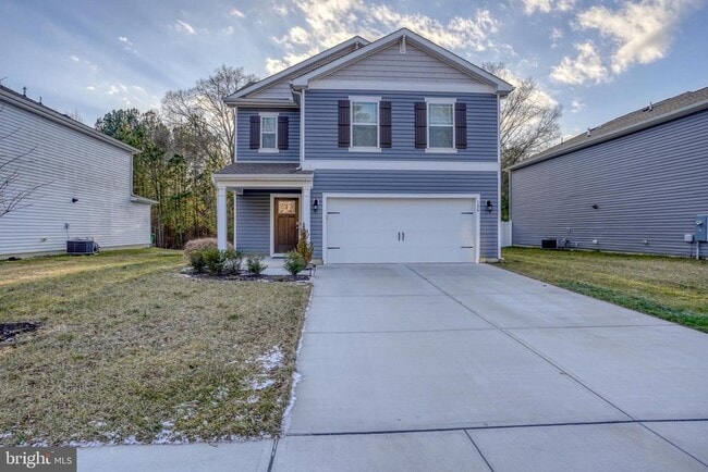 Photo - 124 Currant Cir