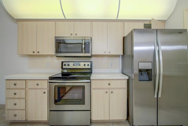 Photo - 5 Strawood Point