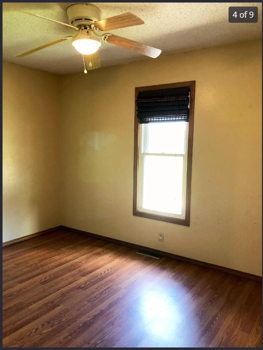 Photo - 215 E New Melville Rd