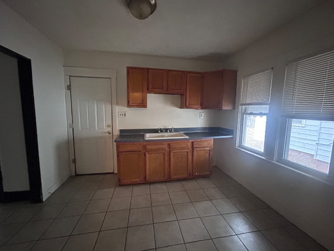 Photo - 14008 Savannah Ave Unit 2