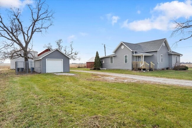 Photo - 3037 Swan Lake Rd NE