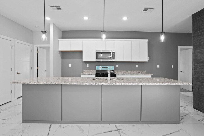 Photo - 11492 Summer Dr Unit A
