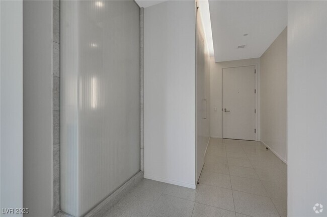 Building Photo - 3722 S Las Vegas Blvd Unit 1412 Rental
