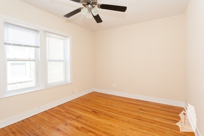 Photo - 4841 N Wolcott Ave Unit 3A