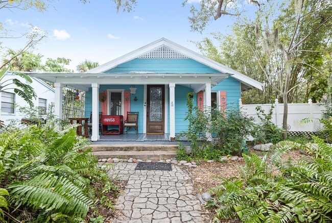 Photo - 511 41st Ave S