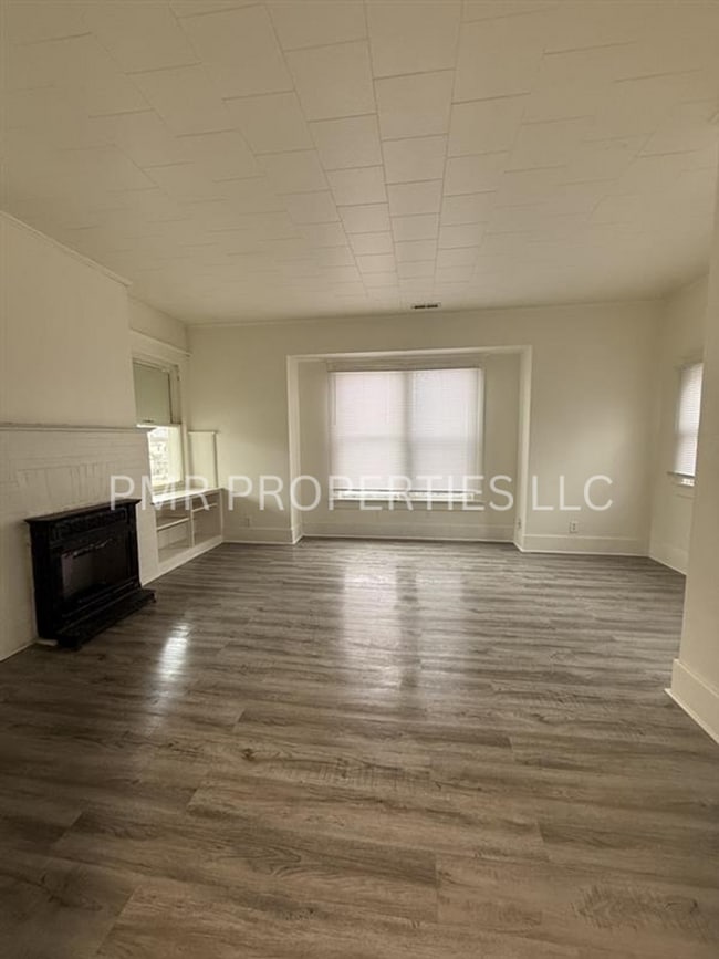 Photo - 902 5th Ave Unit # 902