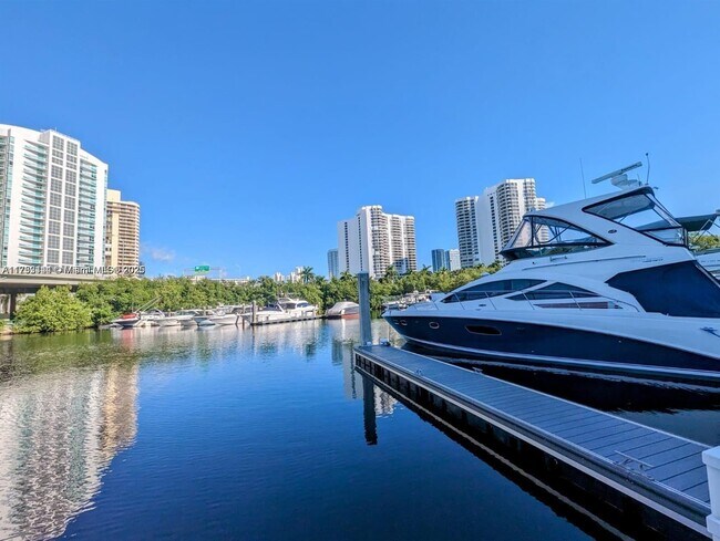 Photo - 3500 Mystic Pointe Dr Unit 2502