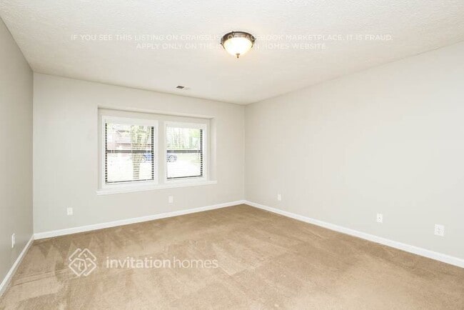 Photo - 2460 Deerfield Dr