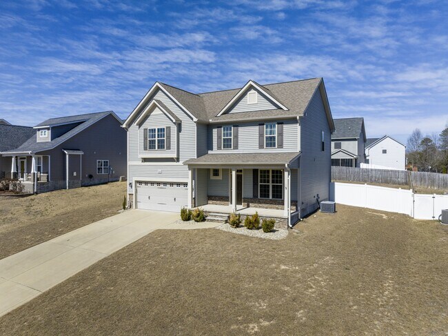 Photo - 223 Samuel Nicholas Dr