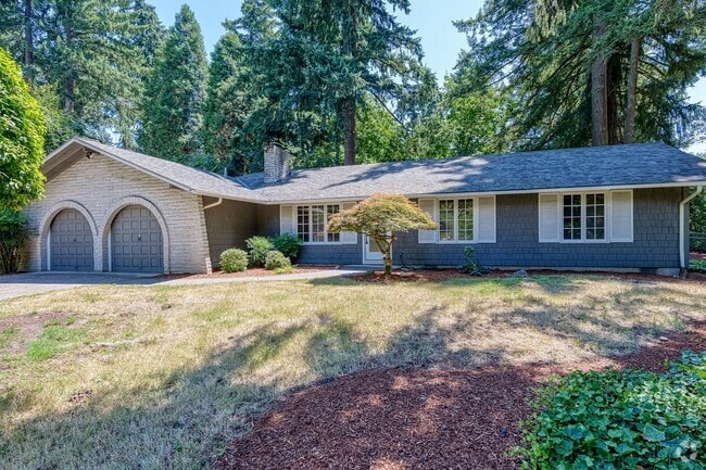 Building Photo - Beautifully Remodeled One Level 3 Bedroom,... Rental