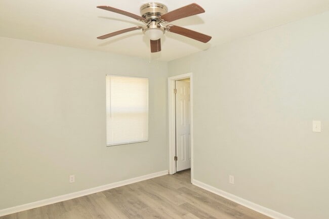 Photo - Don't miss this 3-bedroom, 2-bath home that is available now!