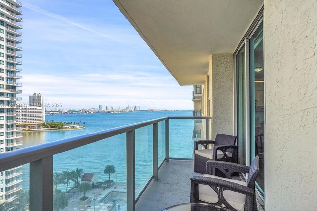 Building Photo - 1155 Brickell Bay Dr Unit 1702