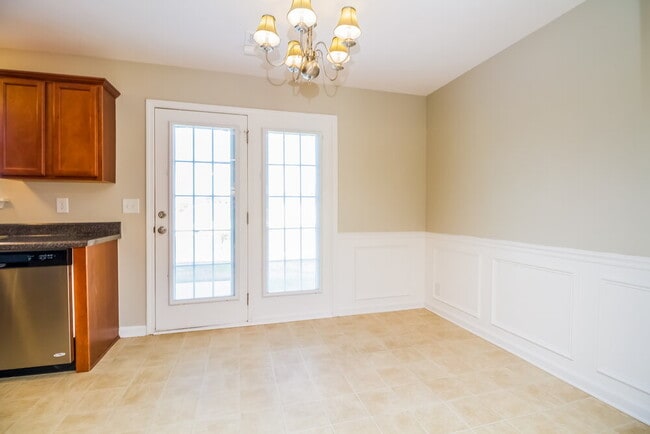 Photo - 9204 Thomason Trail