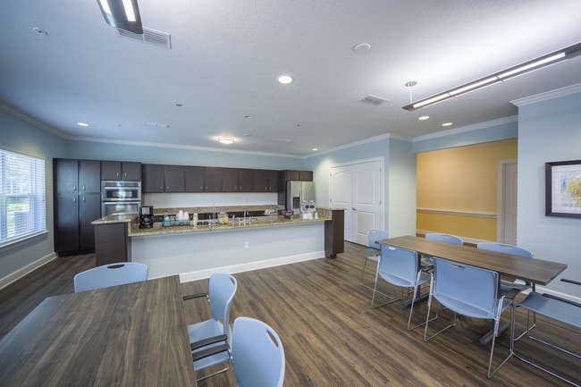 Caroline Oaks Apartments Clubhouse