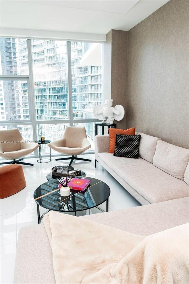 Photo - 851 NE 1st Ave Unit 1811