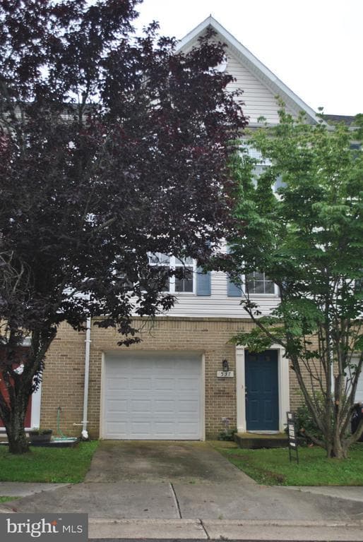 Building Photo - 537 Highland Towne Ln