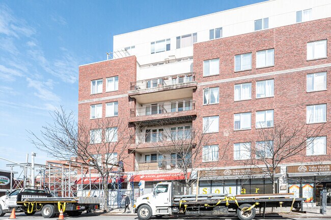 Photo - 331-339 Kings Hwy