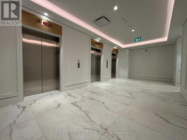 Photo - 4010 Eglinton Ave W Unit 605