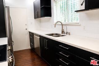 Photo - 1525 Hayworth Ave